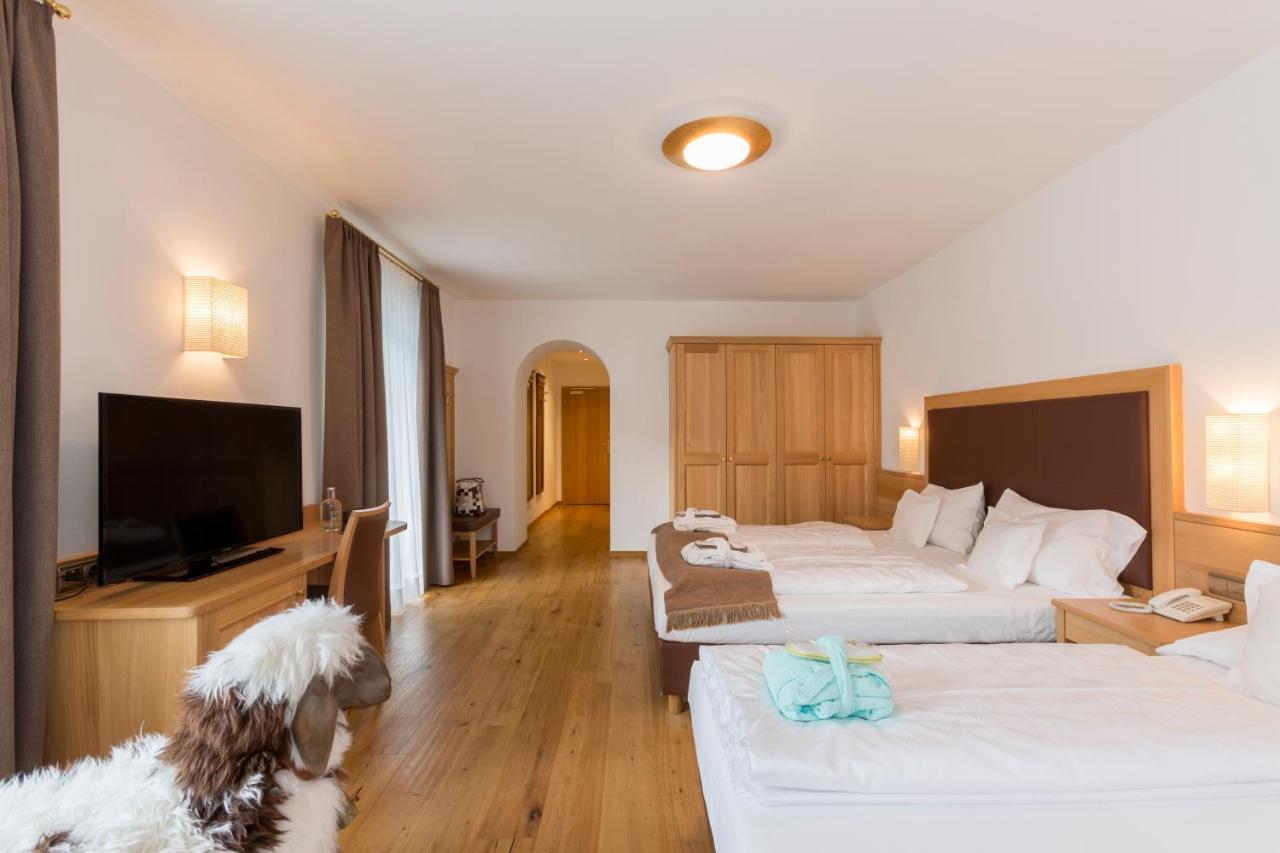 Family Hotel Posta Santa Cristina Val Gardena 외부 사진