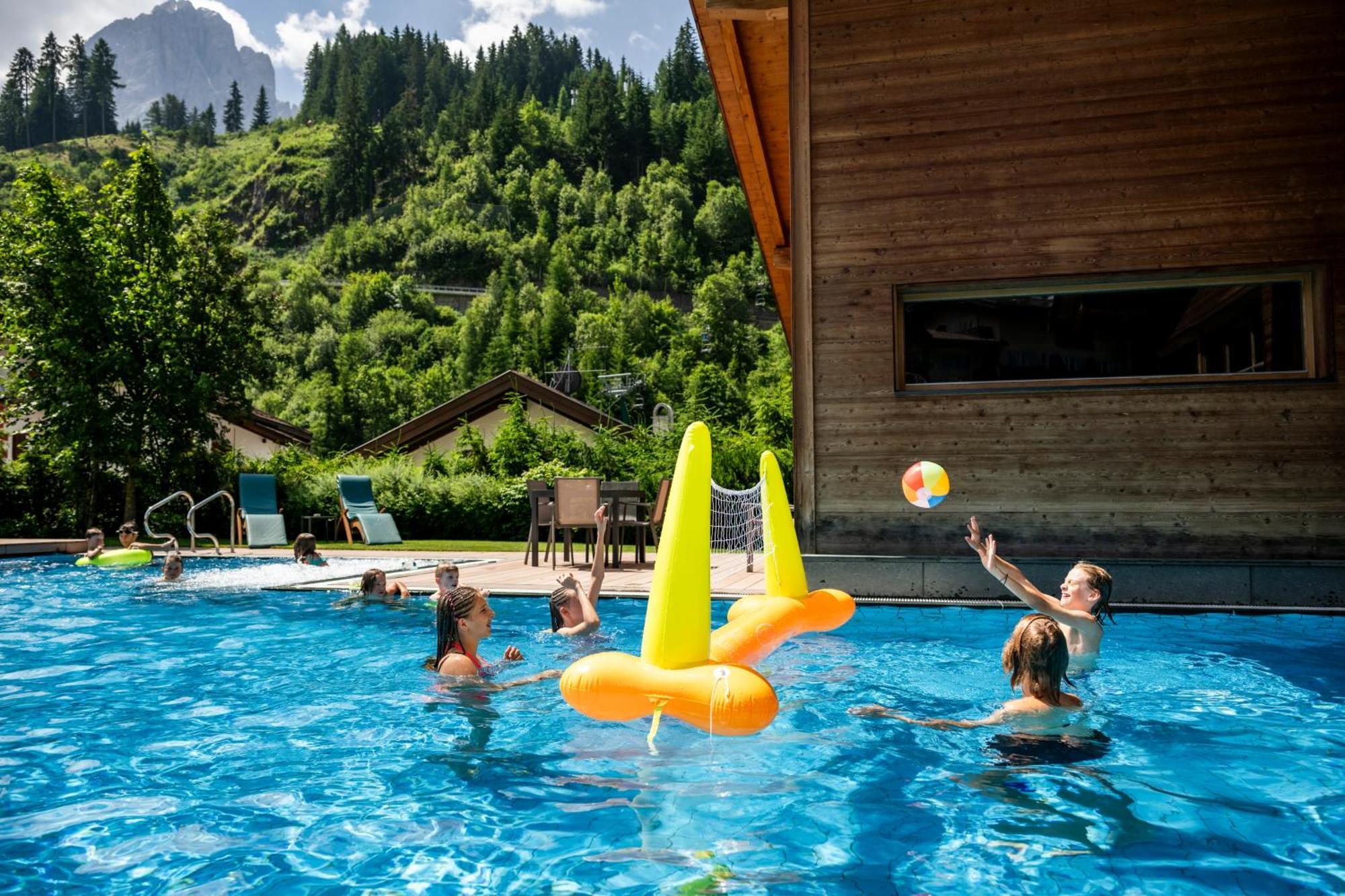 Family Hotel Posta Santa Cristina Val Gardena 외부 사진